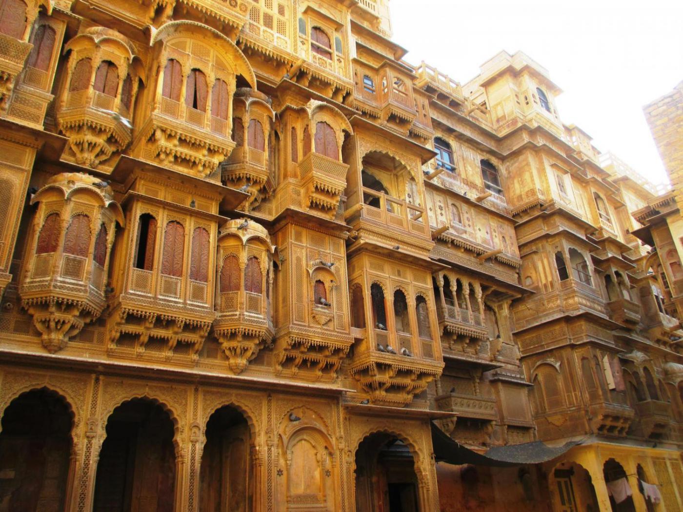 Spectacles of the Thar