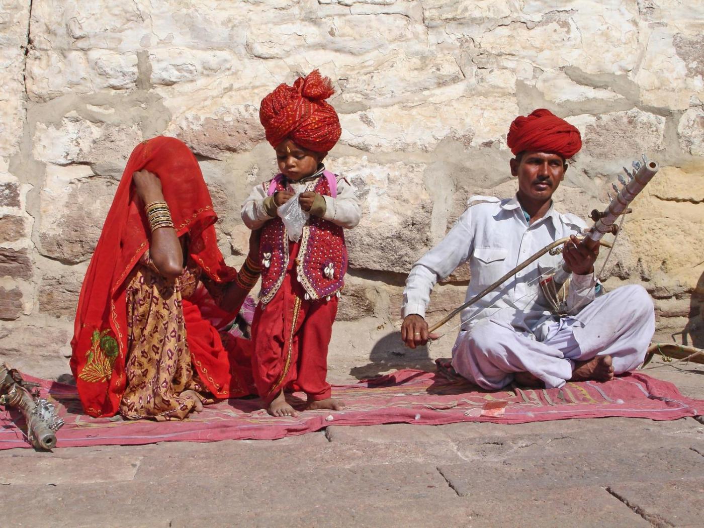 Spectacles of the Thar